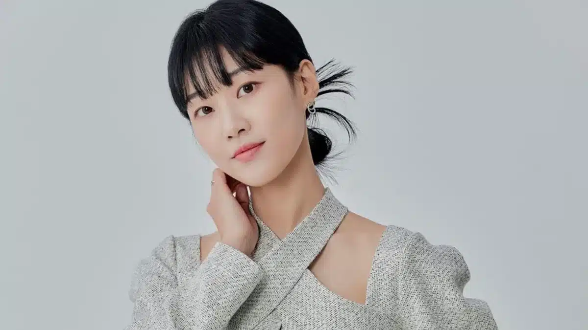 Read more about the article 10 เรื่องน่ารู้ ฮายุนกยอง (Ha Yoon Kyung)
