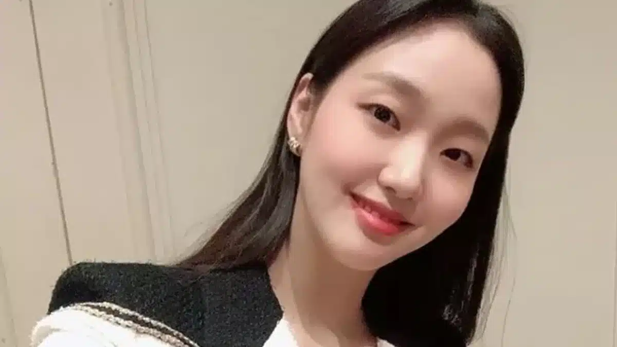 You are currently viewing 10 เรื่องที่จะทำให้คุณรู้จัก คิมโกอึน (Kim Go Eun) มากขึ้น