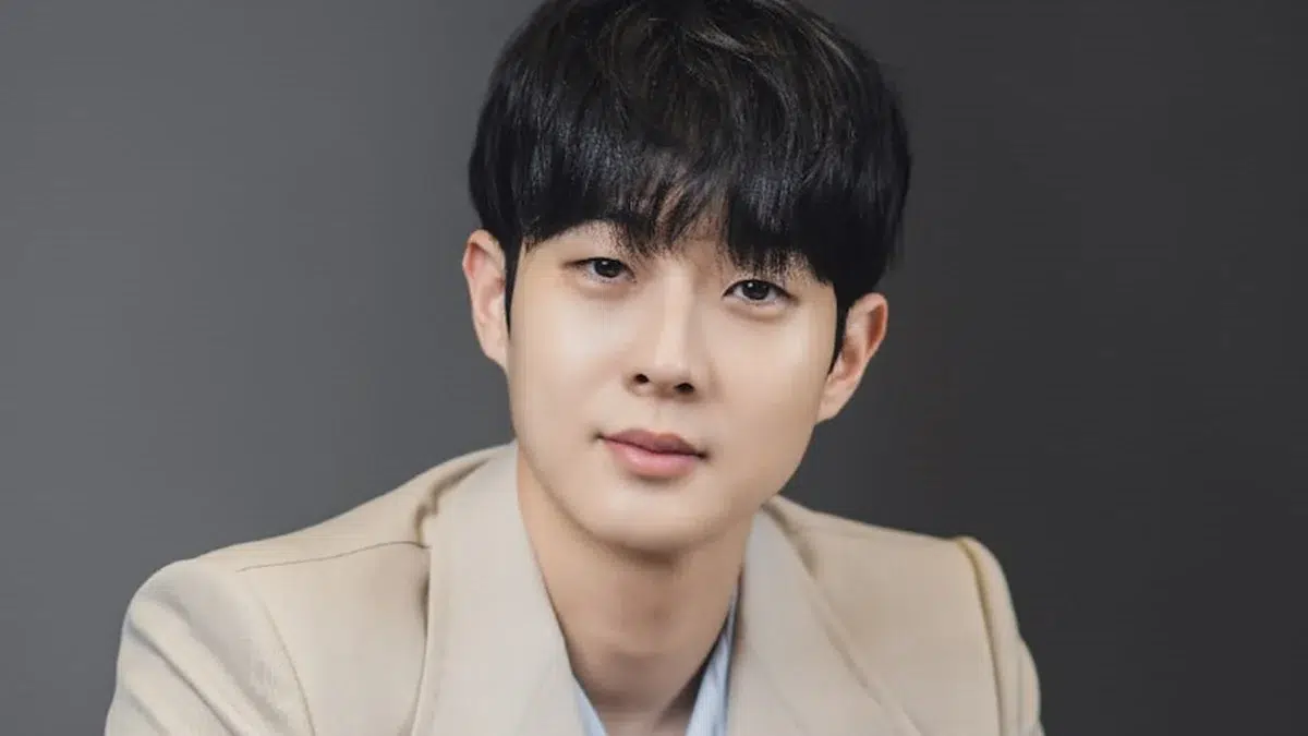 Read more about the article รู้จัก ชเวอูชิก (Choi Woo Shik) ผ่านประวัติและผลงาน
