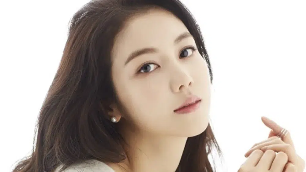 Read more about the article ประวัติและผลงานของ คิมอ๊คบิน (Kim Ok Bin)