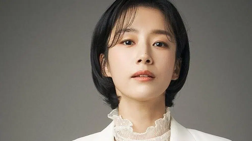 Read more about the article รู้จัก กวักซอนยอง (Kwak Sun Young)พร้อมประวัติและผลงาน