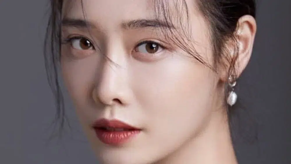 Read more about the article รู้จัก คิมฮีออรา (Kim Hieora) พร้อมประวัติและผลงาน