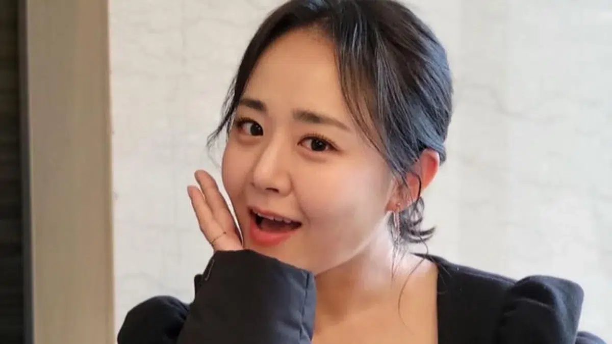 Read more about the article มาทำความรู้จักประวัติและผลงานของมุนกึนยอง (Moon Geun Young)
