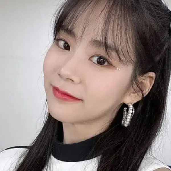 ทำความรู้จักกับ ฮันซึงยอน (Han Seung Yeon)