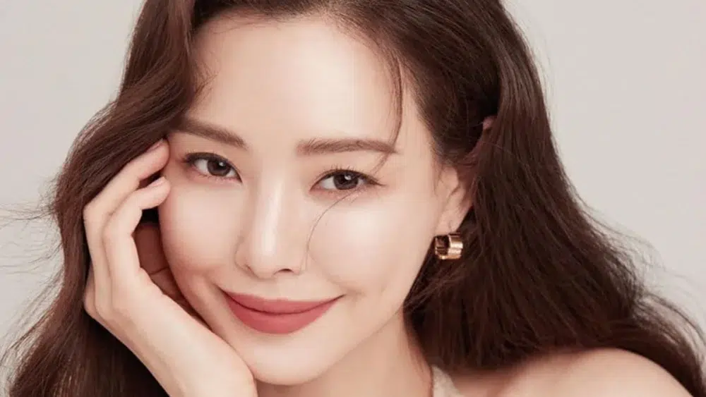Read more about the article รู้จัก อีฮานี (Lee Ha Nee) พร้อมประวัติและผลงาน
