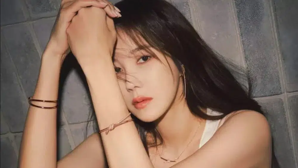 Read more about the article รู้จัก อีจีอา (Lee Ji Ah) พร้อมประวัติและผลงาน