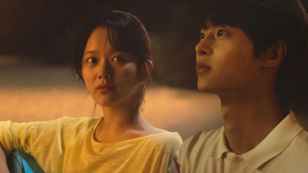 Read more about the article เรื่องย่อภาพยนตร์ Midnight Sun กลางคืนตลอดกาล กลางใจตลอดไป (2024)