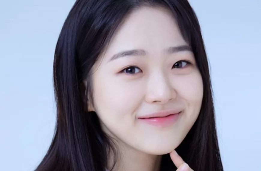 Kim Shi Eun