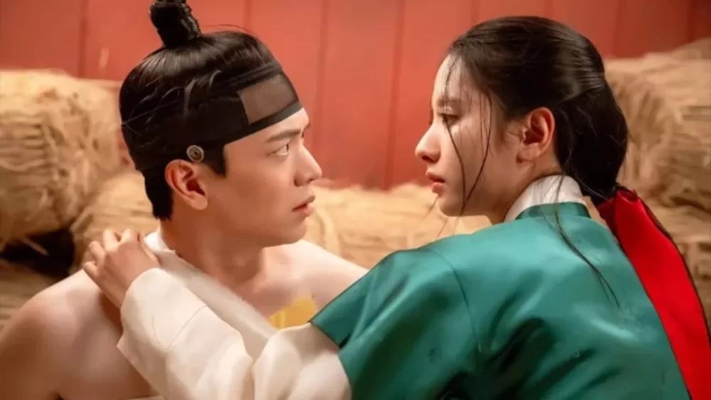Read more about the article ชาวเน็ตพูดคุยเกี่ยวกับเรตติ้งของซีรีส์ The Haunted Palace 