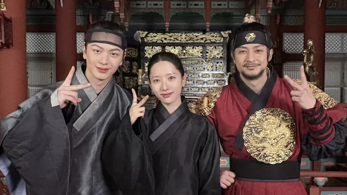 Read more about the article นักเขียนบทเรื่อง “The Haunted Palace” กล่าวชื่นชมนักแสดงและเผยถึงแรงบันดาลใจในการเขียนเรื่องนี้