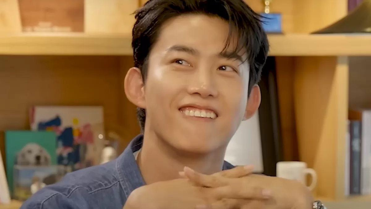 Read more about the article แทคยอน (Taecyeon) เลิ่กลั่กเมื่อถูกถามถึงข่าวลือการเดทในอดีตของ ยุนอา (YoonA) และ จุนโฮ (Junho)