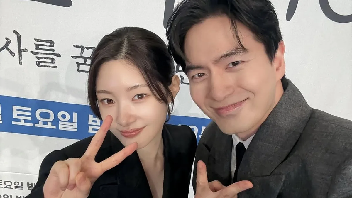 Read more about the article อีจินอุคเผย บทรักในซีรีส์ Beyond the Bar กับจองแชยอน ต้องเขียนใหม่เพราะอายุที่ห่างกัน